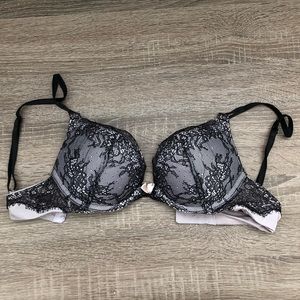 Victoria’s Secret Bombshell Plunge Push-Up, 32A